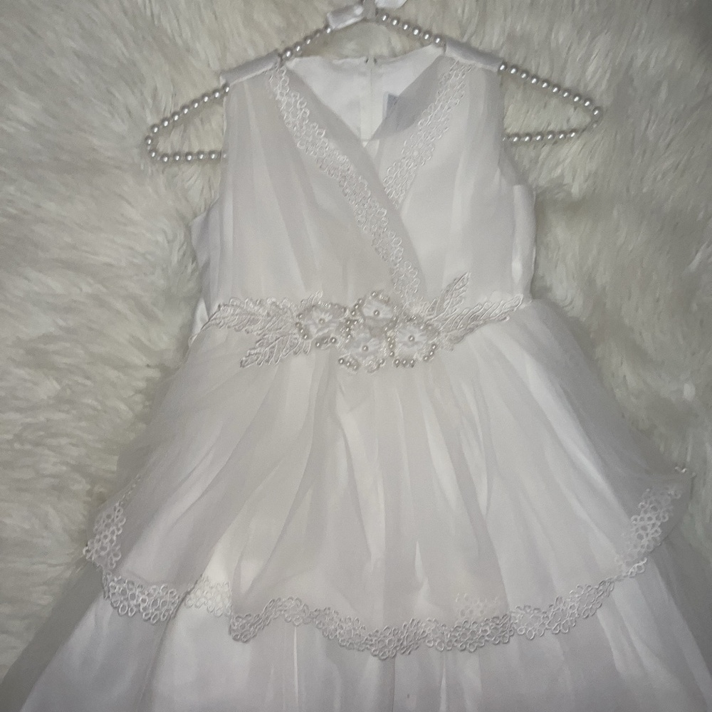 Flower girl wedding dress size 5 new